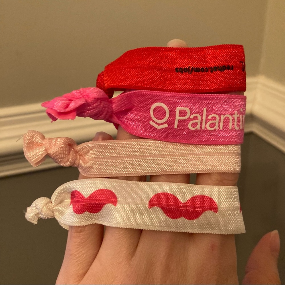 FREE w/purchase - Set of 4 Fabric Hair Ties - Picture 4 of 4